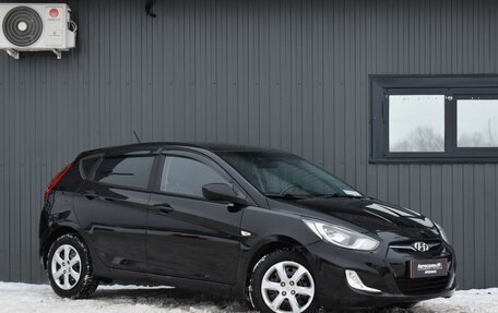 Hyundai Solaris II рестайлинг, 2013 год, 659 999 рублей, 4 фотография