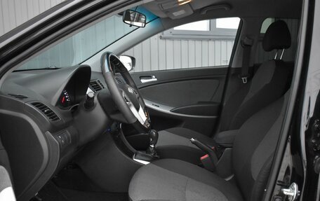 Hyundai Solaris II рестайлинг, 2013 год, 659 999 рублей, 17 фотография