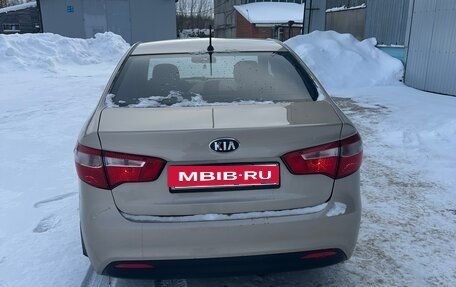 KIA Rio III рестайлинг, 2014 год, 900 000 рублей, 8 фотография