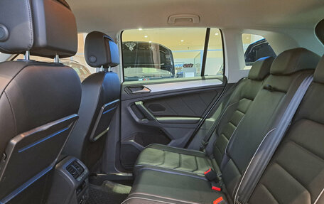 Volkswagen Tiguan II, 2018 год, 2 850 000 рублей, 12 фотография