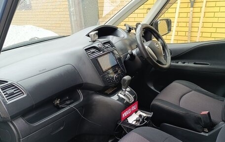 Nissan Serena IV, 2012 год, 1 370 000 рублей, 5 фотография