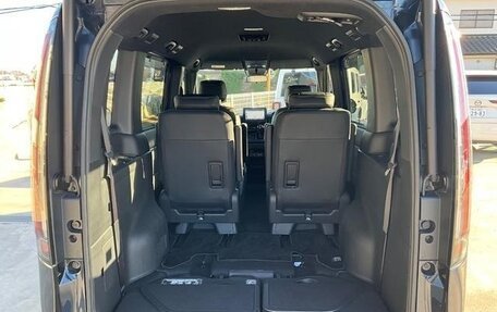 Honda Stepwgn, 2023 год, 2 450 000 рублей, 18 фотография