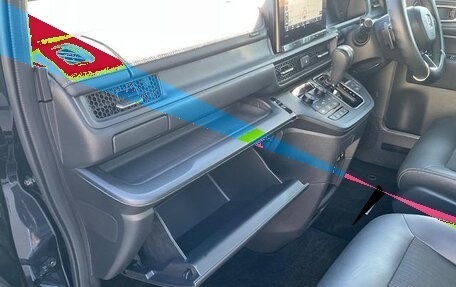 Honda Stepwgn, 2023 год, 2 450 000 рублей, 20 фотография