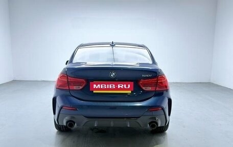 BMW 1 серия, 2021 год, 1 755 000 рублей, 7 фотография