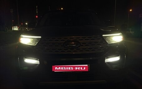 Ford Explorer VI, 2020 год, 2 800 000 рублей, 2 фотография