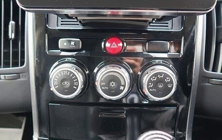 Mitsubishi Delica D:5 I, 2018 год, 2 107 000 рублей, 15 фотография