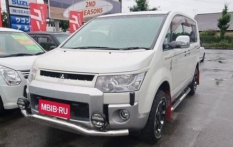 Mitsubishi Delica D:5 I, 2018 год, 2 107 000 рублей, 3 фотография