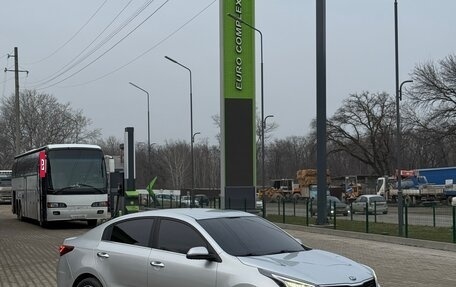 KIA Rio IV, 2020 год, 1 650 000 рублей, 2 фотография