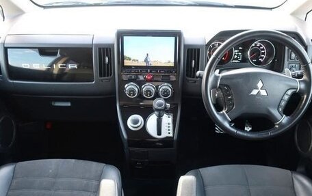 Mitsubishi Delica D:5 I, 2017 год, 2 214 000 рублей, 16 фотография