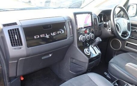 Mitsubishi Delica D:5 I, 2017 год, 2 214 000 рублей, 29 фотография