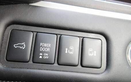 Mitsubishi Delica D:5 I, 2021 год, 2 311 000 рублей, 24 фотография