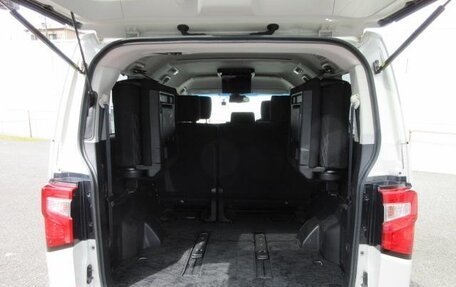 Mitsubishi Delica D:5 I, 2021 год, 2 311 000 рублей, 36 фотография