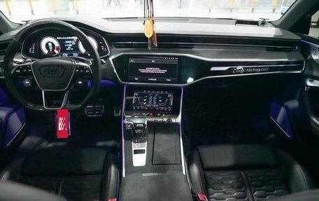 Audi RS 7, 2022 год, 14 666 060 рублей, 15 фотография