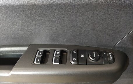 KIA Sportage IV рестайлинг, 2018 год, 1 990 000 рублей, 15 фотография