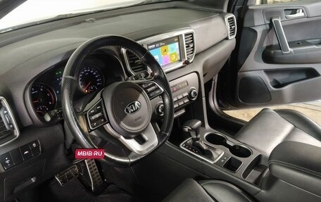 KIA Sportage IV рестайлинг, 2018 год, 1 990 000 рублей, 8 фотография