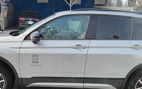 Volkswagen Tiguan II, 2020 год, 3 000 000 рублей, 3 фотография