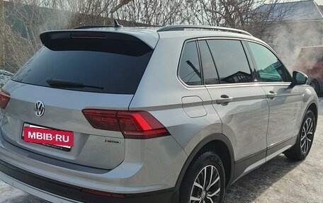 Volkswagen Tiguan II, 2020 год, 3 000 000 рублей, 6 фотография