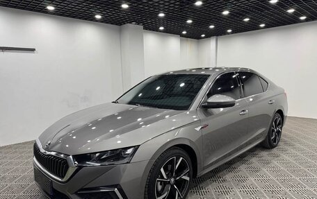 Skoda Octavia IV, 2022 год, 2 020 400 рублей, 1 фотография