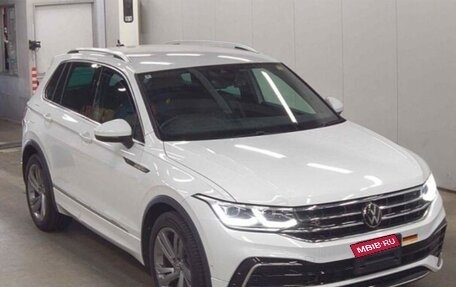 Volkswagen Tiguan II, 2024 год, 3 100 400 рублей, 1 фотография