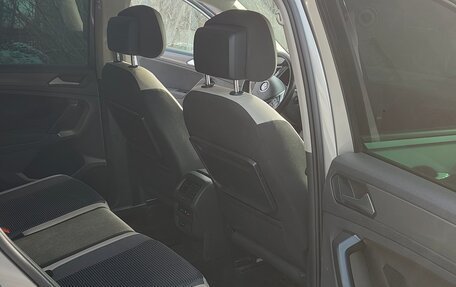 Volkswagen Tiguan II, 2020 год, 3 000 000 рублей, 9 фотография