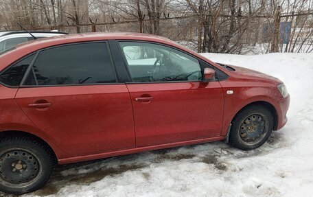 Volkswagen Polo VI (EU Market), 2013 год, 550 000 рублей, 2 фотография