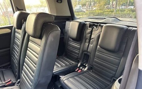 Volkswagen Touran III, 2022 год, 1 380 007 рублей, 13 фотография