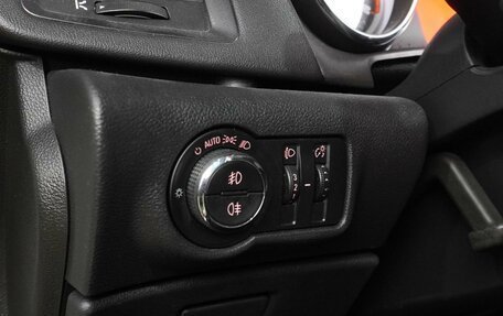 Opel Astra J, 2011 год, 819 000 рублей, 16 фотография