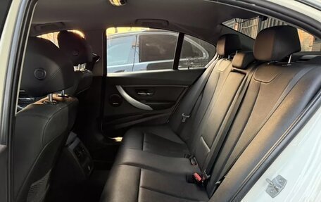 BMW 3 серия, 2019 год, 1 350 000 рублей, 7 фотография