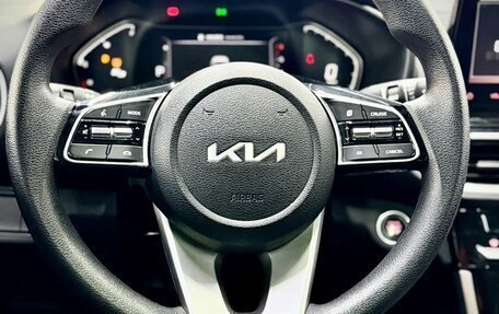 KIA K3, 2022 год, 1 610 000 рублей, 12 фотография