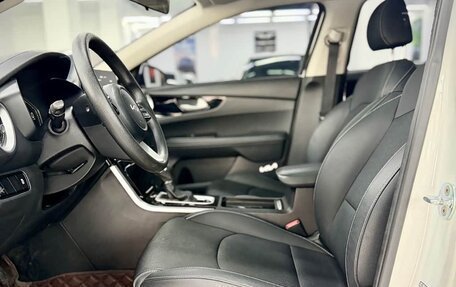 KIA K3, 2022 год, 1 610 000 рублей, 10 фотография