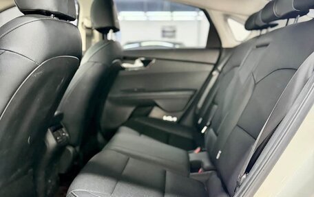 KIA K3, 2022 год, 1 610 000 рублей, 15 фотография