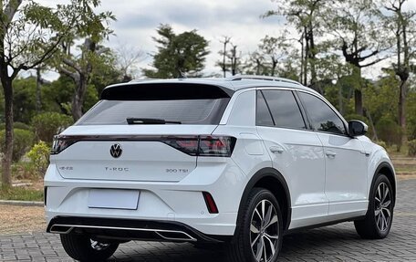 Volkswagen T-Roc I, 2022 год, 1 510 000 рублей, 5 фотография