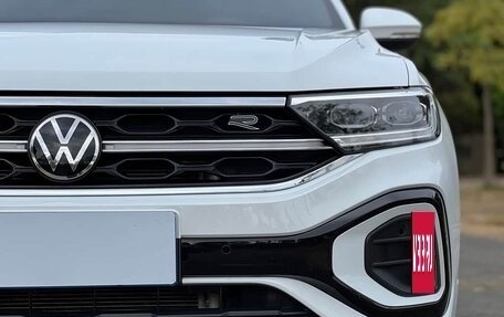 Volkswagen T-Roc I, 2022 год, 1 510 000 рублей, 4 фотография