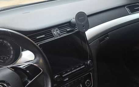 Skoda Superb III рестайлинг, 2013 год, 1 000 000 рублей, 8 фотография