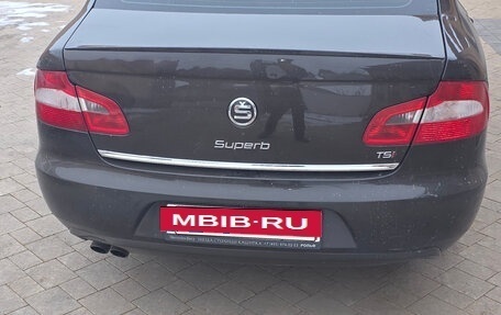 Skoda Superb III рестайлинг, 2013 год, 1 000 000 рублей, 2 фотография