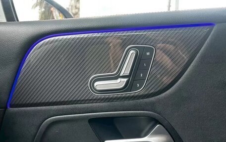 Mercedes-Benz GLB, 2022 год, 2 000 000 рублей, 13 фотография