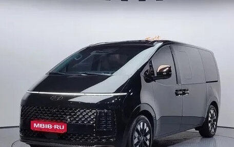 Hyundai Staria, 2024 год, 4 355 000 рублей, 1 фотография