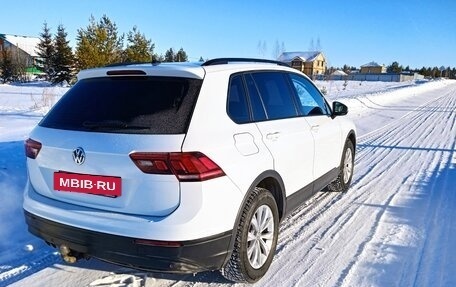 Volkswagen Tiguan II, 2019 год, 2 050 000 рублей, 2 фотография