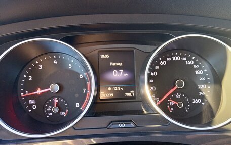 Volkswagen Tiguan II, 2019 год, 2 050 000 рублей, 11 фотография