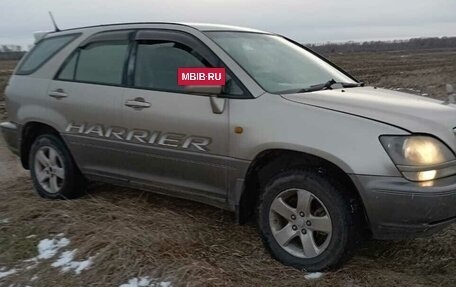 Toyota Harrier, 1999 год, 400 000 рублей, 9 фотография