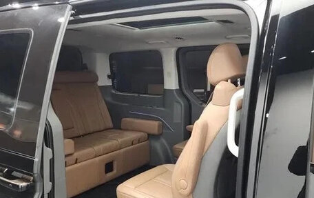 Hyundai Staria, 2024 год, 4 355 000 рублей, 9 фотография