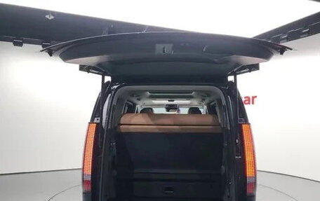 Hyundai Staria, 2024 год, 4 355 000 рублей, 18 фотография