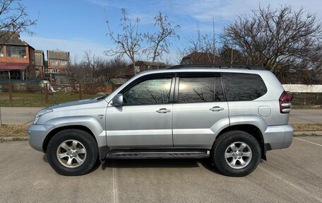 Toyota Land Cruiser Prado 120 рестайлинг, 2003 год, 1 560 000 рублей, 5 фотография