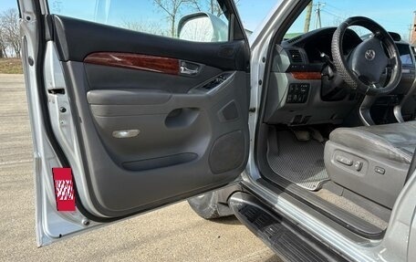 Toyota Land Cruiser Prado 120 рестайлинг, 2003 год, 1 560 000 рублей, 10 фотография