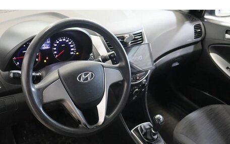 Hyundai Solaris II рестайлинг, 2016 год, 767 000 рублей, 6 фотография