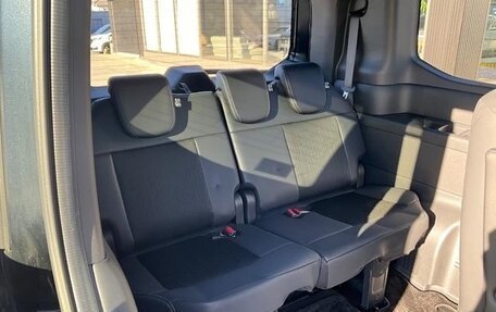 Honda Stepwgn, 2023 год, 2 100 555 рублей, 17 фотография