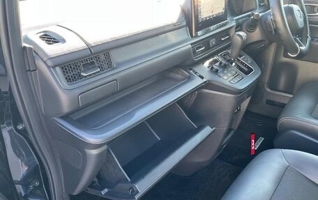 Honda Stepwgn, 2023 год, 2 100 555 рублей, 21 фотография