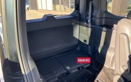 Honda Stepwgn, 2023 год, 2 100 555 рублей, 18 фотография