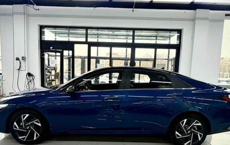 Hyundai Elantra, 2023 год, 1 605 000 рублей, 3 фотография