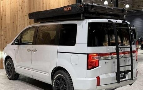 Mitsubishi Delica D:5 I, 2022 год, 3 750 000 рублей, 7 фотография